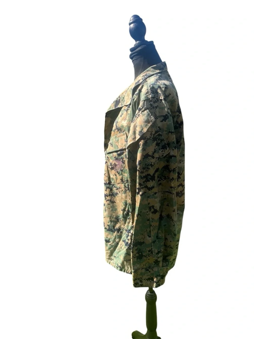 Men’s Marine Cammies’s jacket and pants set. See sizes, and measurements below.